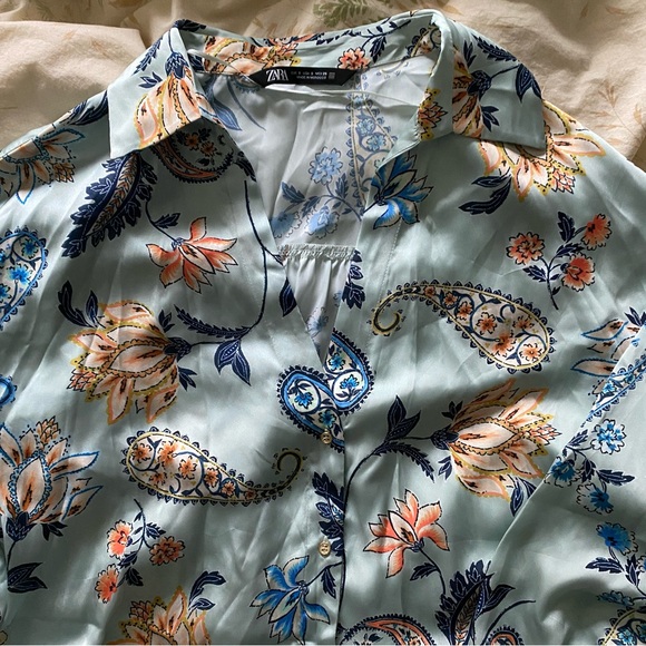 Paisley Blouse - Picture 2 of 4